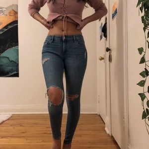 SOLD - Old Navy Rockstar Distressed Skinny Jeans